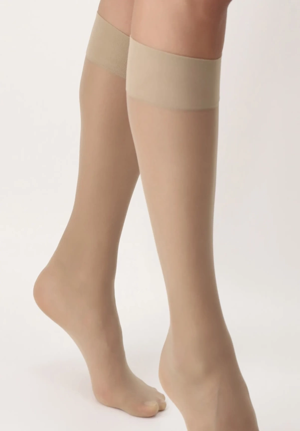 Женские гольфы OROBLU Dolcevita 20 (Sable) фото 2