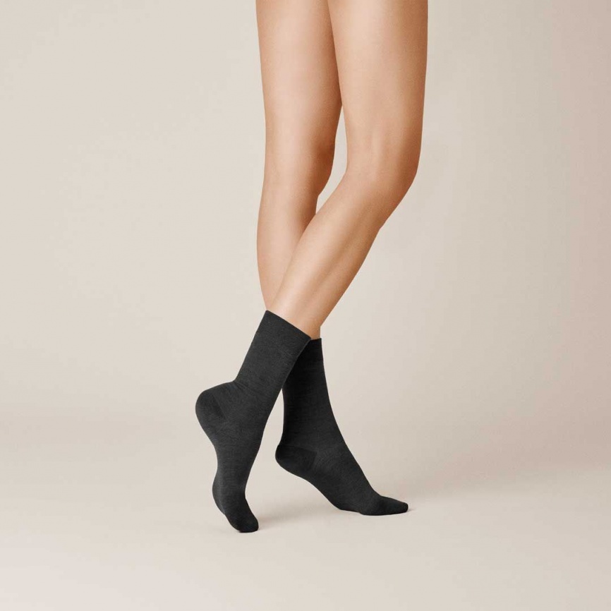Женские носки KUNERT Sensual Merino (Черный) фото 1